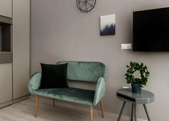 Апартаменты Elegant Duplex Near Greenery *
