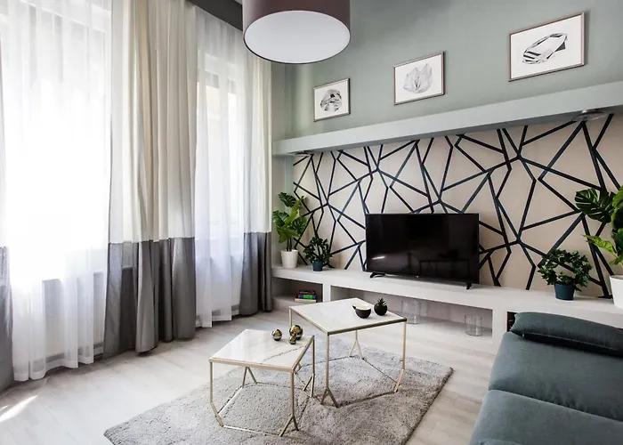Апартаменты Elegant Duplex Near Greenery Будапешт
