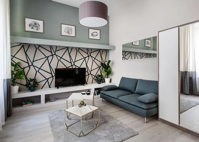 Апартаменты Elegant Duplex Near Greenery *